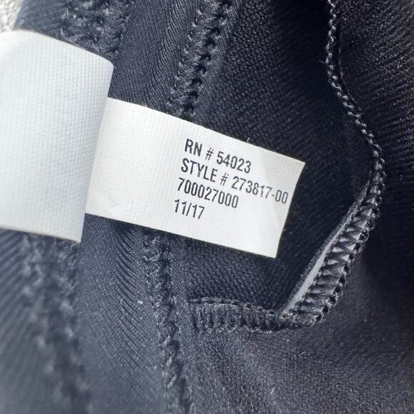 Athleta Swimsuit Top Womens S Black Triangle Bikini Bra Beach Vacation Resort - Picture 8 of 8